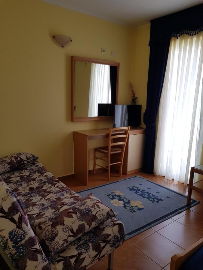 Апартаменты Apartments Tamara Будва